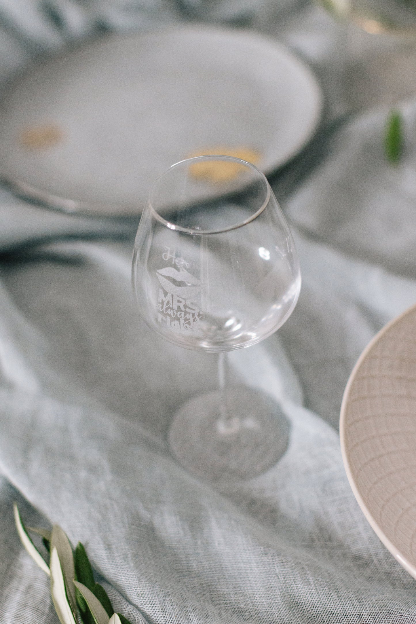 Mr. Right und Mrs. Always Right - Trinkglas-Set für Paare | Weißbier Glas | Weinglas | personalisierbar