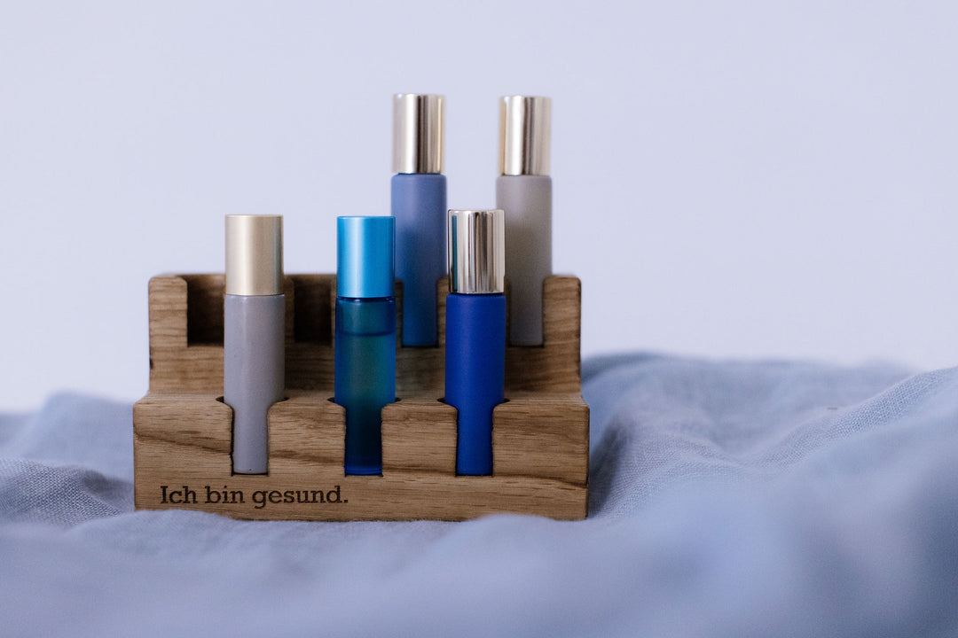 Roll-On Organizer 7 Chakra Eiche handgefertigt – Aufbewahrung ätherische Öle Holz Wellness personalisierbar