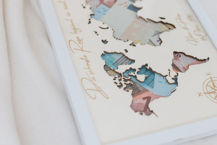Geldgeschenk Hochzeit personalisiert – Weltkarte aus Holz | Namen &amp; Datum | Handgefertigt | personalisierbar