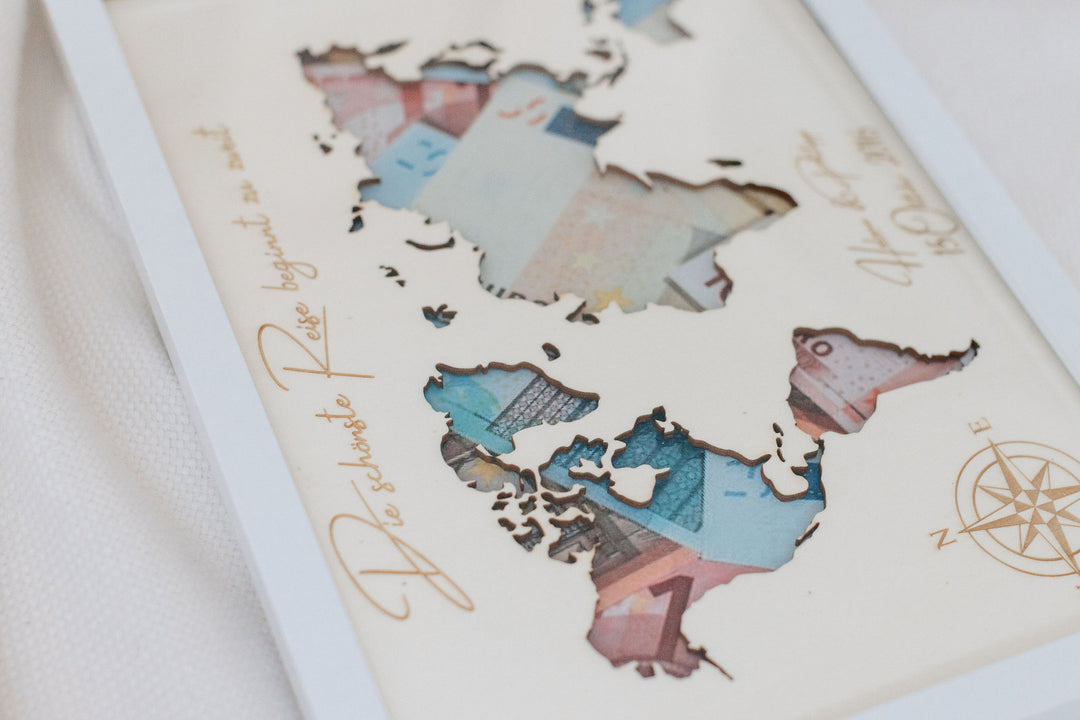 Geldgeschenk Hochzeit personalisiert – Weltkarte aus Holz | Namen &amp; Datum | Handgefertigt | personalisierbar