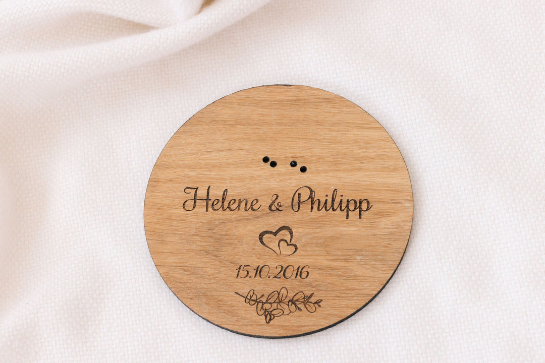 Eichenholz Ringkissen - Hochwertiges Ringbrett für Deine Hochzeit | personalisierbar