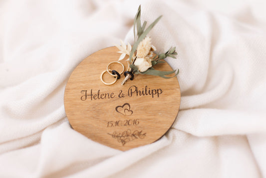 Eichenholz Ringkissen - Hochwertiges Ringbrett für Deine Hochzeit | personalisierbar