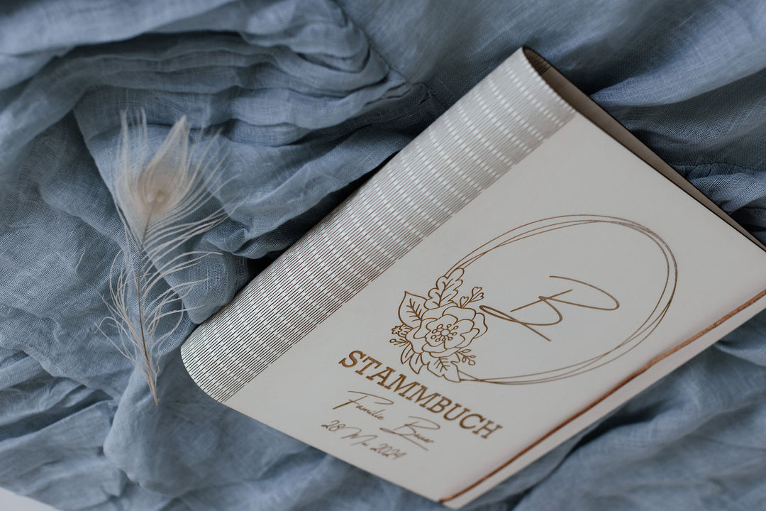 Familienstammbuch |Stammbuch | Stammbaum | Stammbuch der Familie aus Holz in A4-A5 | Holzbuch | personalisierbar