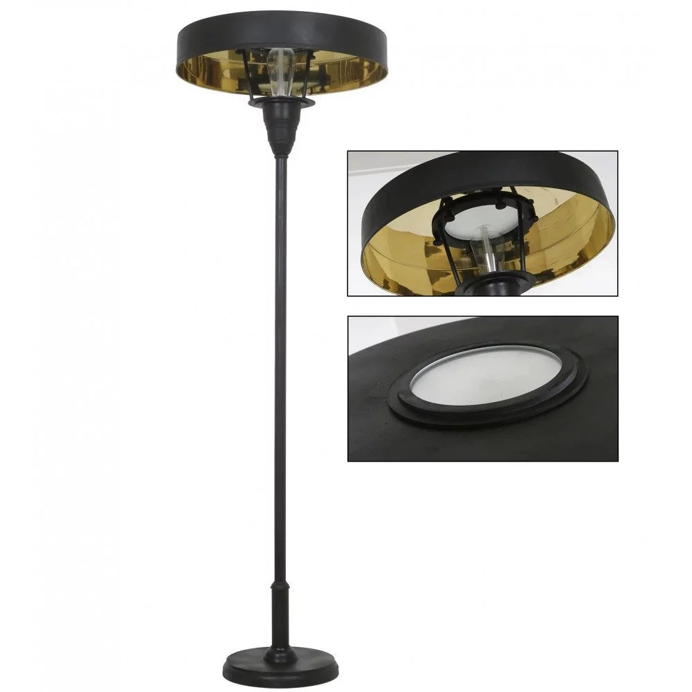 Freigestellte Deckenfluter-Stehleuchte in Mattschwarz mit Trommelschirm, Detailansichten der goldenen Reflektorfläche und des oberen Mattglas-Uplights