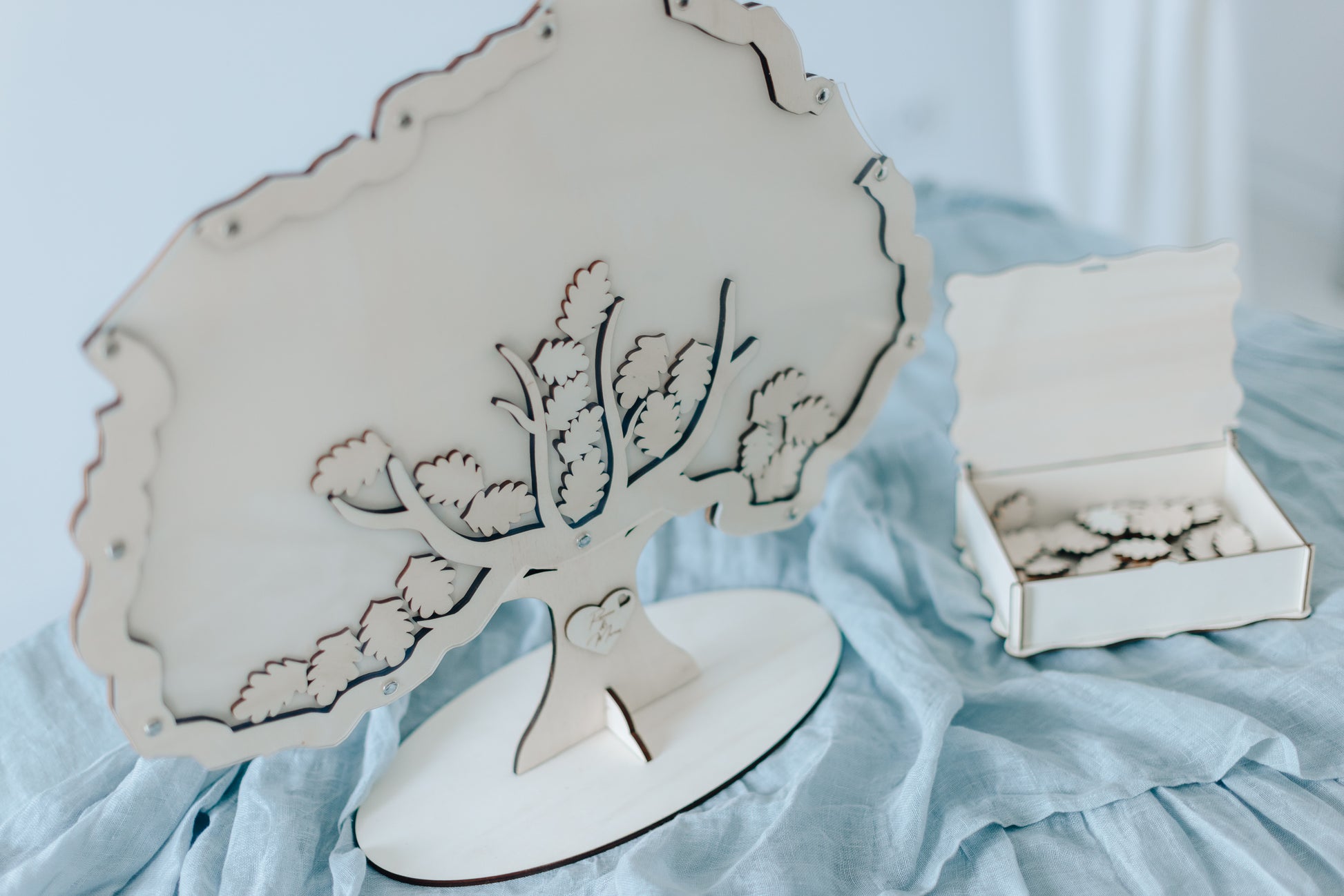 Gästebuch Baum Natur befüllt Holzblätter Hochzeit – personalisiert handgefertigt Bayern
