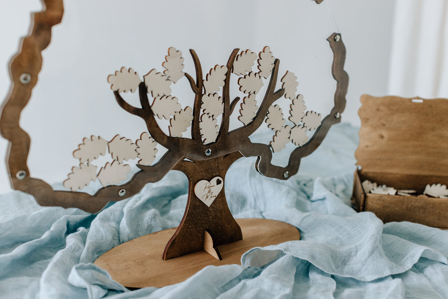 Handgefertigtes Gästebuch Hochzeit Baum transparent Rustikal – Acryl personalisiert mit Namen, handgefertigt Bayern