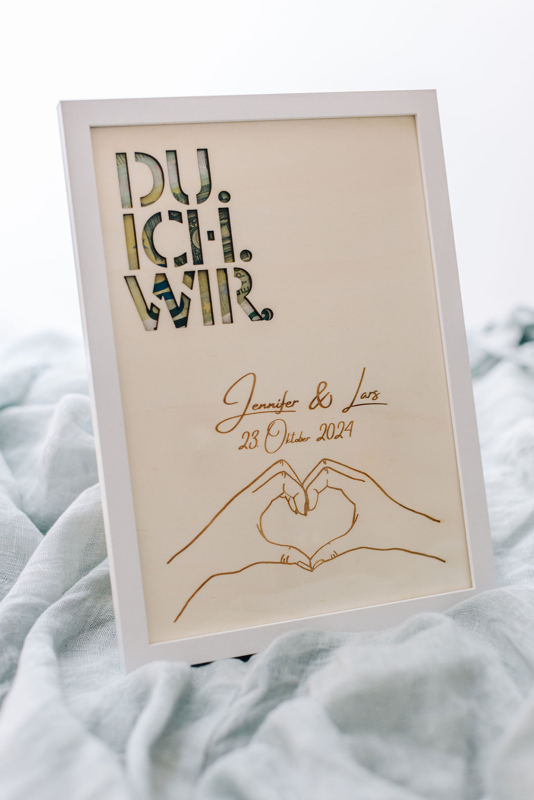 Personalisiertes Geldgeschenk Hochzeit DU ICH WIR – aus Holz mit Namen und Datum, handgefertigt in Bayern