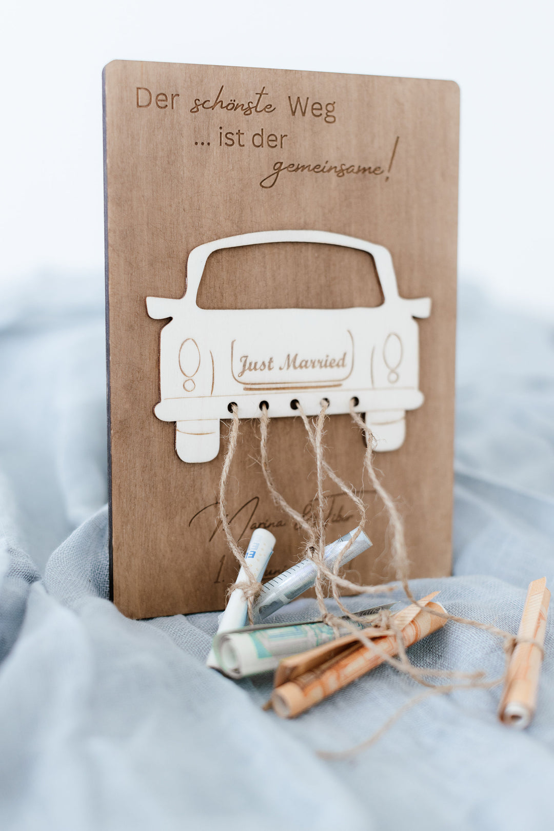 Just Married Auto mit Blumendekor – Geldgeschenk Hochzeit Holz personalisiert handgefertigt Bayern