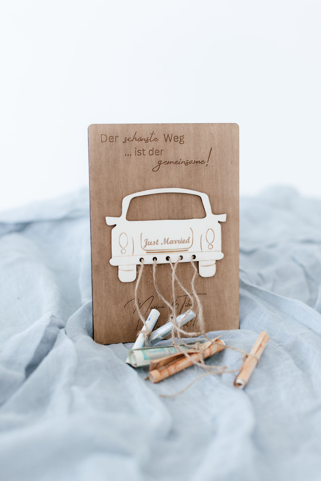  Geldgeschenk Just Married Auto hell gebeizt – personalisiert mit Namen und Datum, handgefertigt Bayern