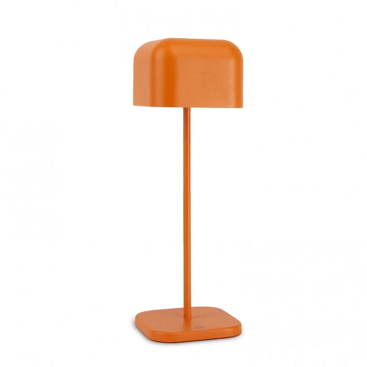 Kabellose Tischlampe Cabo Matt Orange freigestellt – Akku aufladbar KS Verlichting 7851
