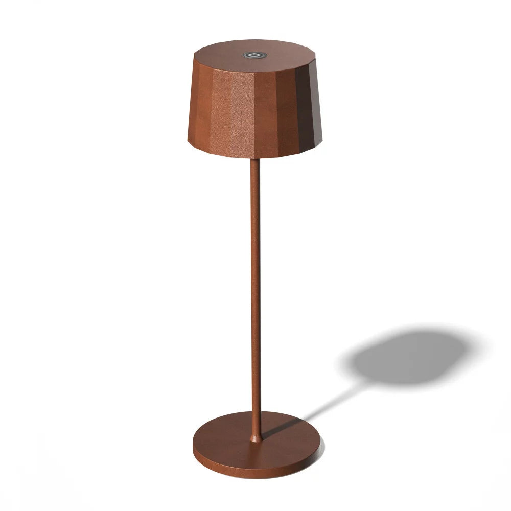Kabellose Tischlampe Lido Corten freigestellt mit Schatten – elegantes Design Rostoptik KS Verlichting 7623