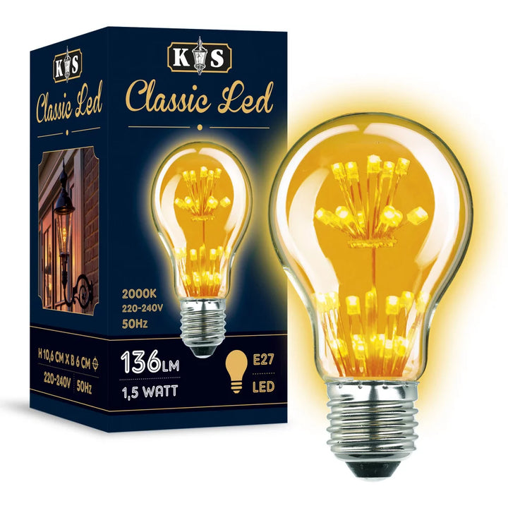 Eingeschaltetes E27 LED-Leuchtmittel in A60 Birnenform mit extra warmem 2000K Licht und zweistufiger Dioden-Kaskade neben Produktbox