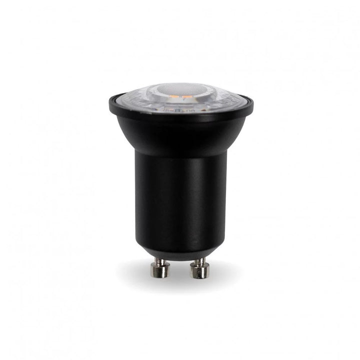 Freigestellter schwarzer GU10 Mini-LED-Reflektorstrahler mit transparenter Facettenlinse und Bajonett-Pins