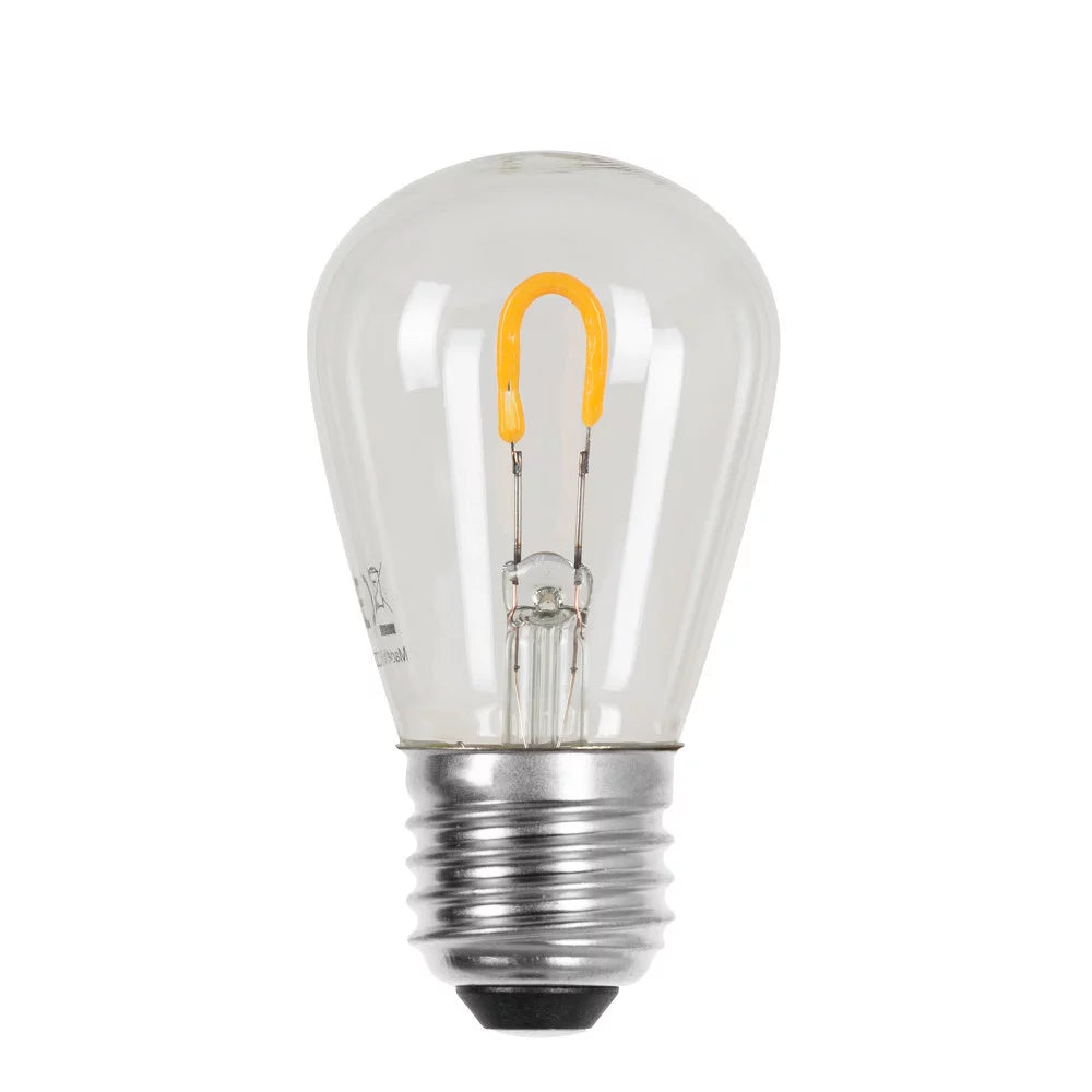 Freigestelltes E27 LED-Leuchtmittel in kompakter S14 Tropfenform mit Klarglas, bügelförmigem U-Filament und silbernem Schraubsockel