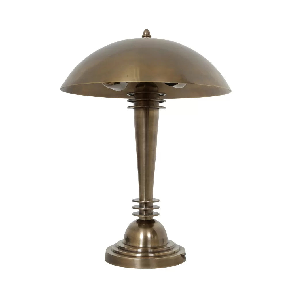 Untersicht der zweiflammigen Pilzlampe aus Messing mit zwei Leuchtmitteln unter dem Reflektorschirm