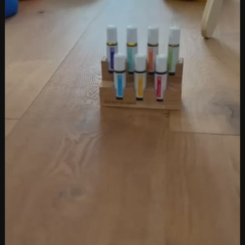 Roll-On Organizer 7 Chakra Eiche handgefertigt – Aufbewahrung ätherische Öle Holz Wellness personalisierbar